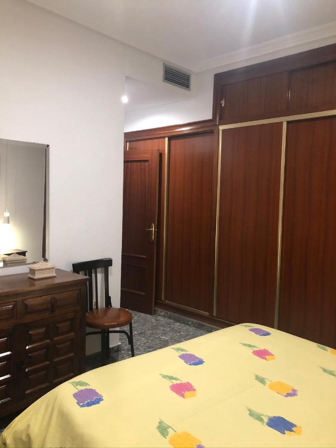 Torreperea- Piso Completo Villa Jaen Exterior photo